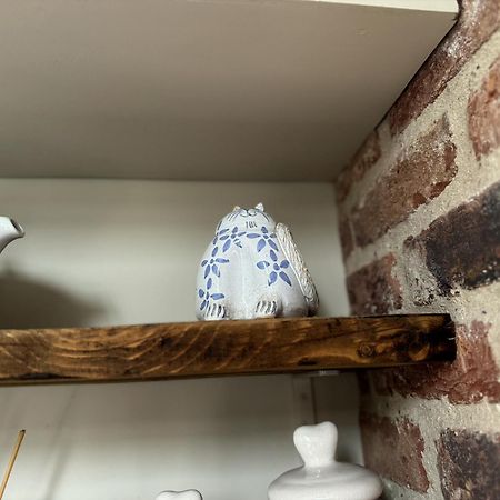 Enchanting 1 Bedroom Home With Kitchen 새프런월든 외부 사진